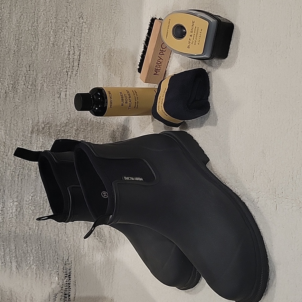 Black Ankle Rain Boots for Women With Care Kit